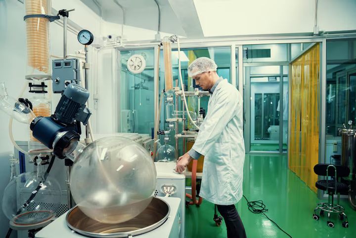 Single-Use Bioreactors: Guide to the Future of Biopharmaceutical Production